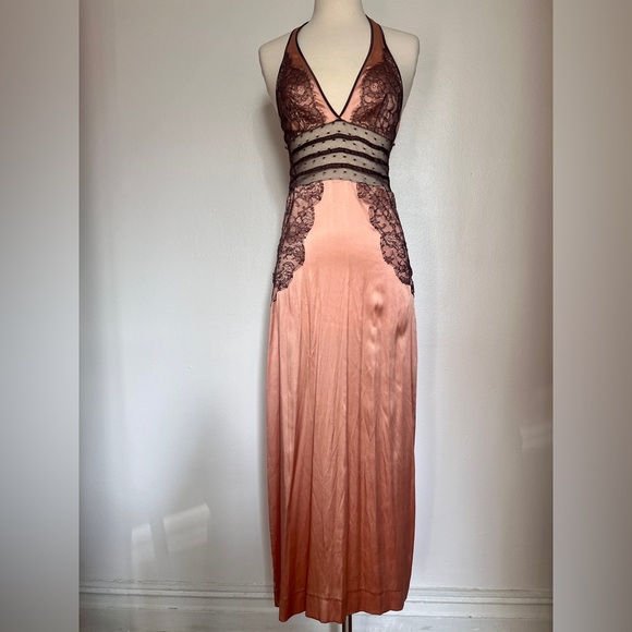 LA PERLA lace Peekaboo booty exquisite stunning gown. Size 2 NWOT - Picture 2 of 12